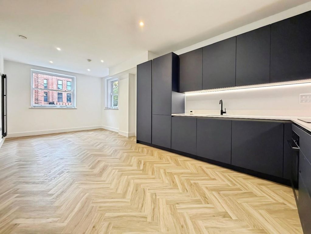 Property photo 2 of 12 810B6c4B-Whatsapp 20Image 202025-10-15 20At 2012.1