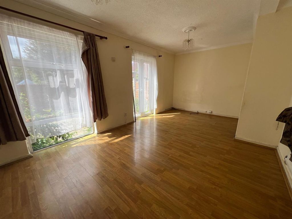 Property photo 3 of 10 03.Jpg