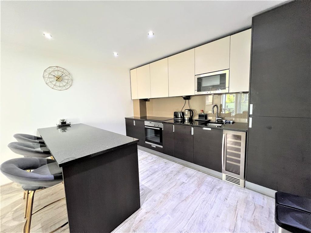 Property photo 2 of 9 Img_5722.Jpeg