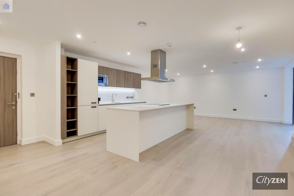 Property photo 1 of 15 Reception Room