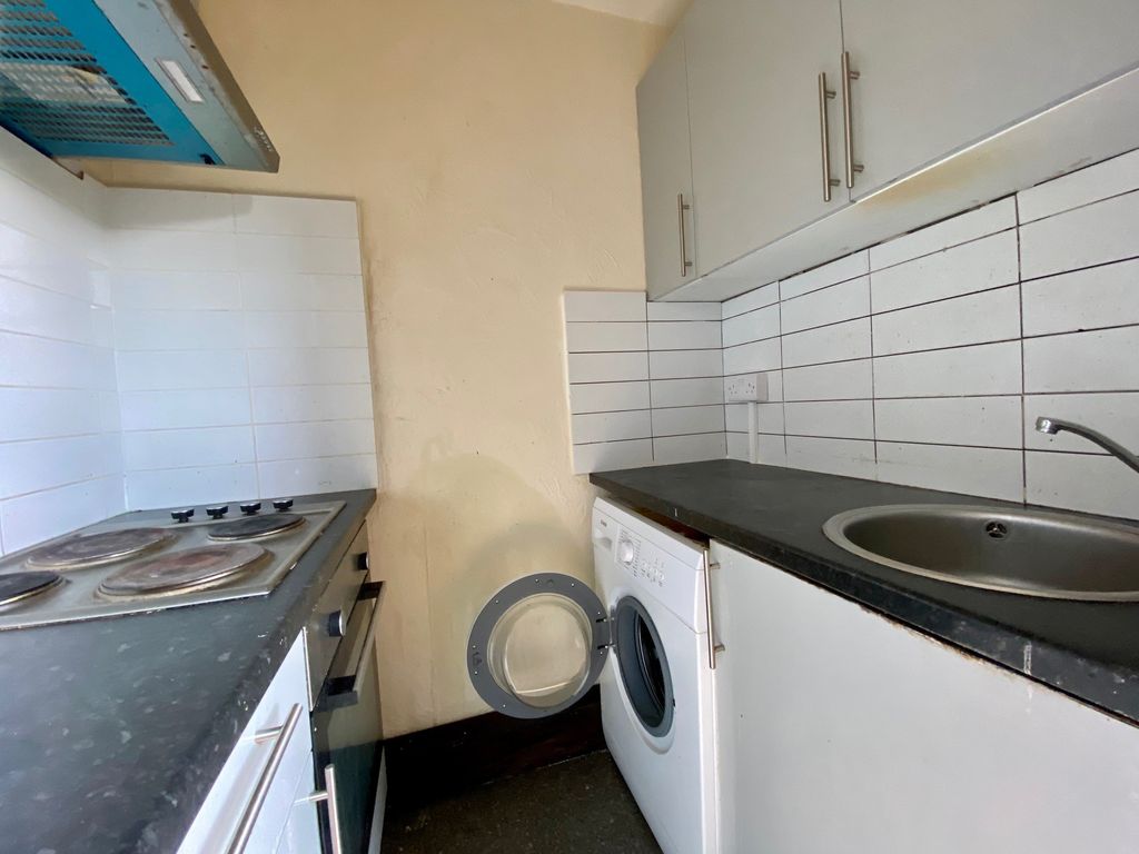 Property photo 2 of 3