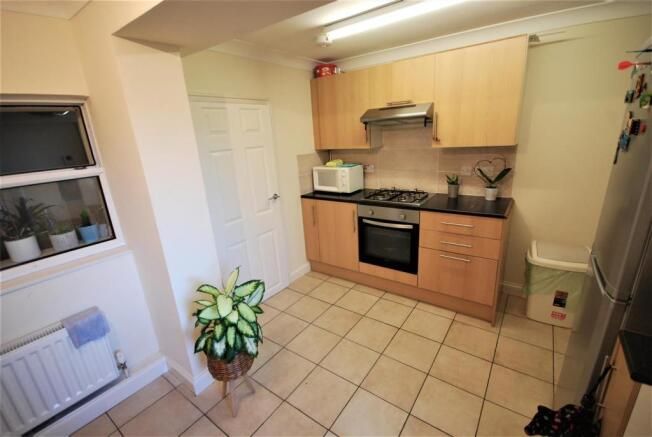 Property photo 3 of 4 Kitchen
