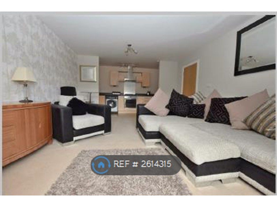 Property photo 1 of 12 Lounge