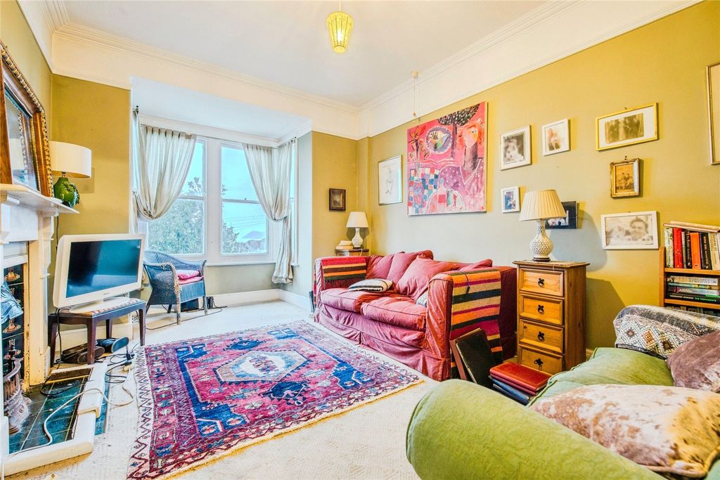 Property photo 3 of 17 Picture No. 23