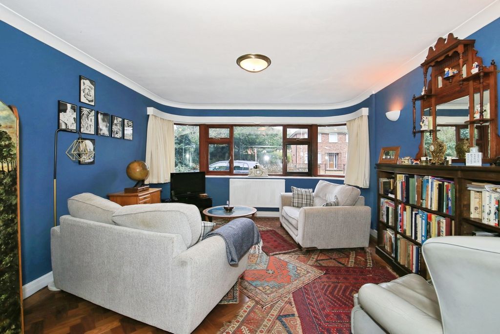 Property photo 2 of 29 Pbox-Img.Jpg