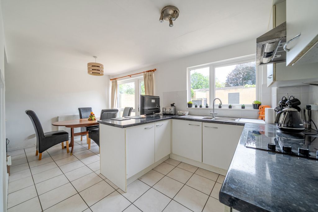 Property photo 2 of 16 1473446-8-6A2988c...