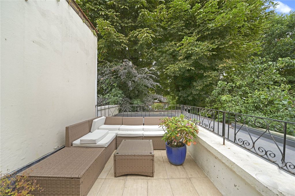 Property photo 2 of 15 Picture No. 06