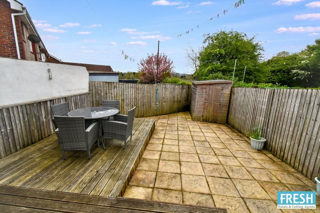 Property photo 3 of 21