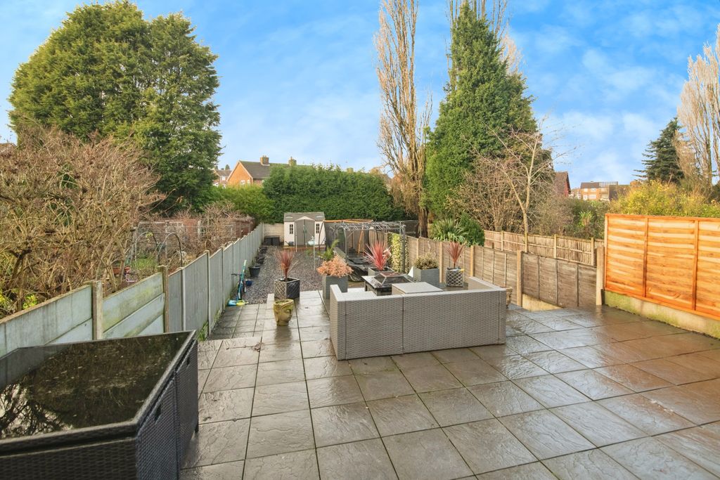Property photo 3 of 15 Garden