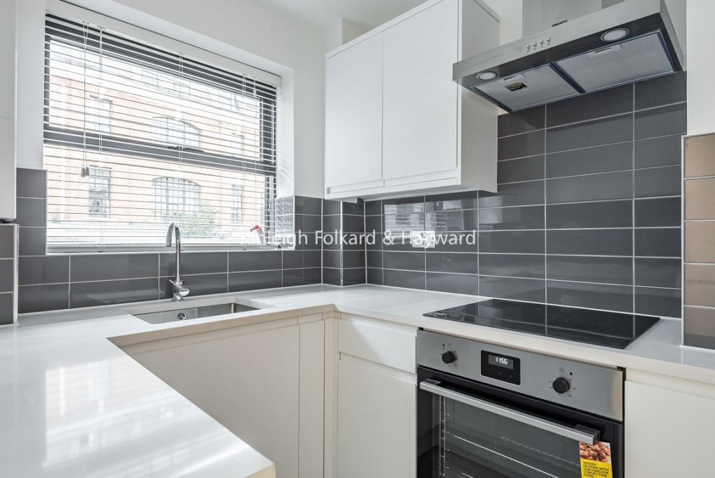 Property photo 3 of 5 Picture No. 07