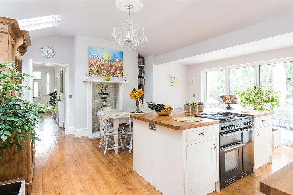 Property photo 2 of 30 For Sale, Buy - Sevenoaks, Tn13 - Maxwellproperties.Co.uk