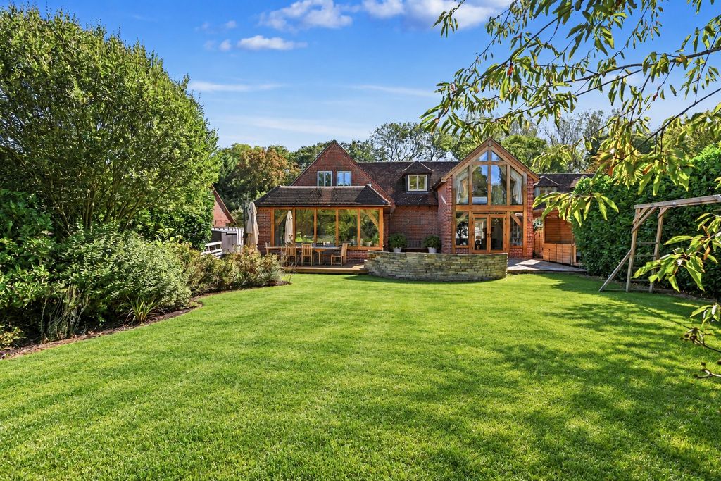 Property photo 1 of 45 4630670