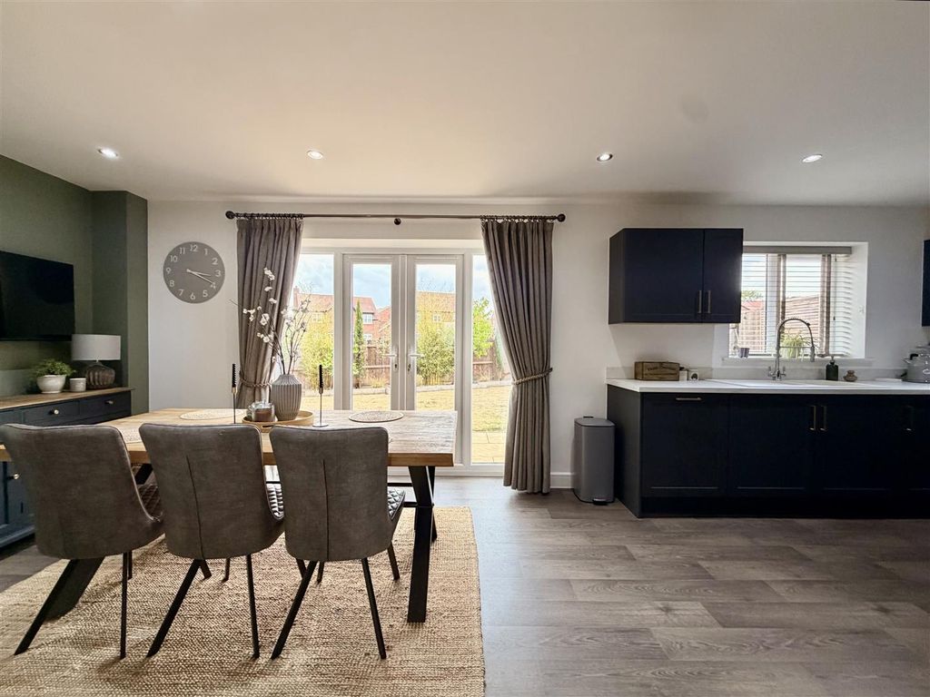 Property photo 3 of 46 3