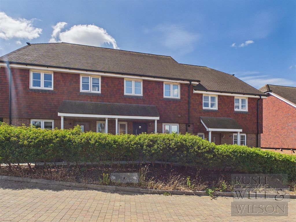 Property photo 1 of 33