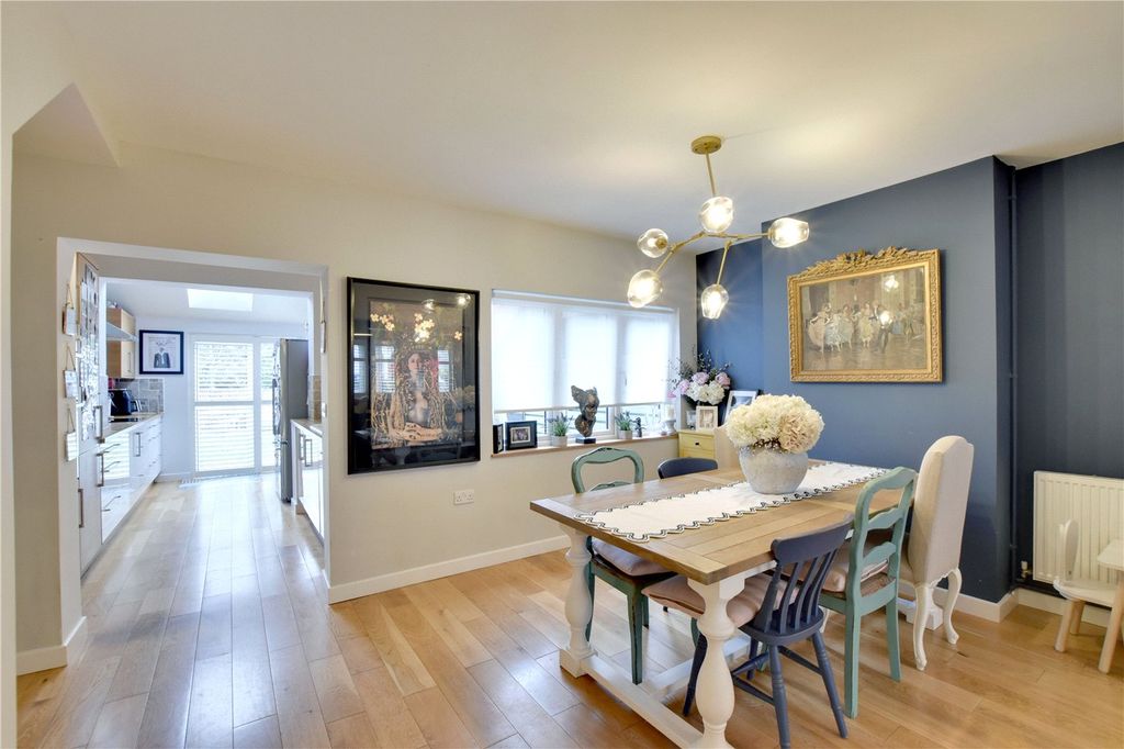 Property photo 1 of 25 Picture No. 04