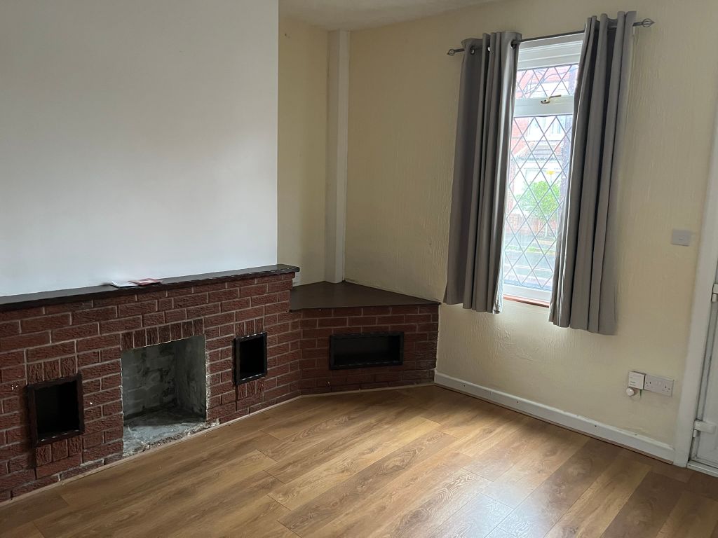 Property photo 2 of 8 Living Room