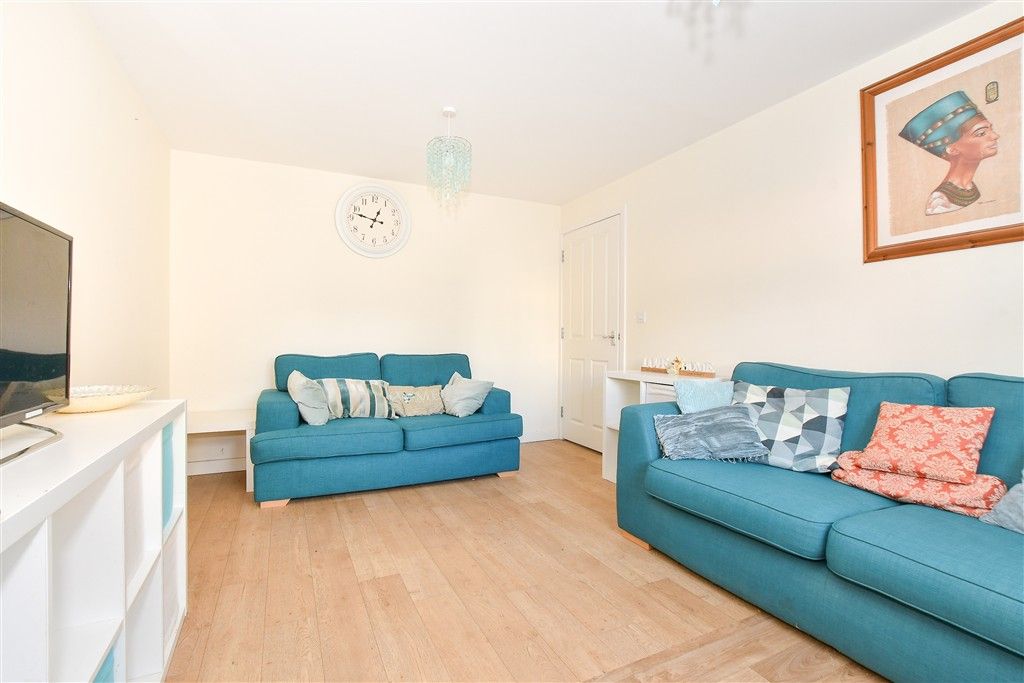 Property photo 3 of 11 Lounge/ Dining Room