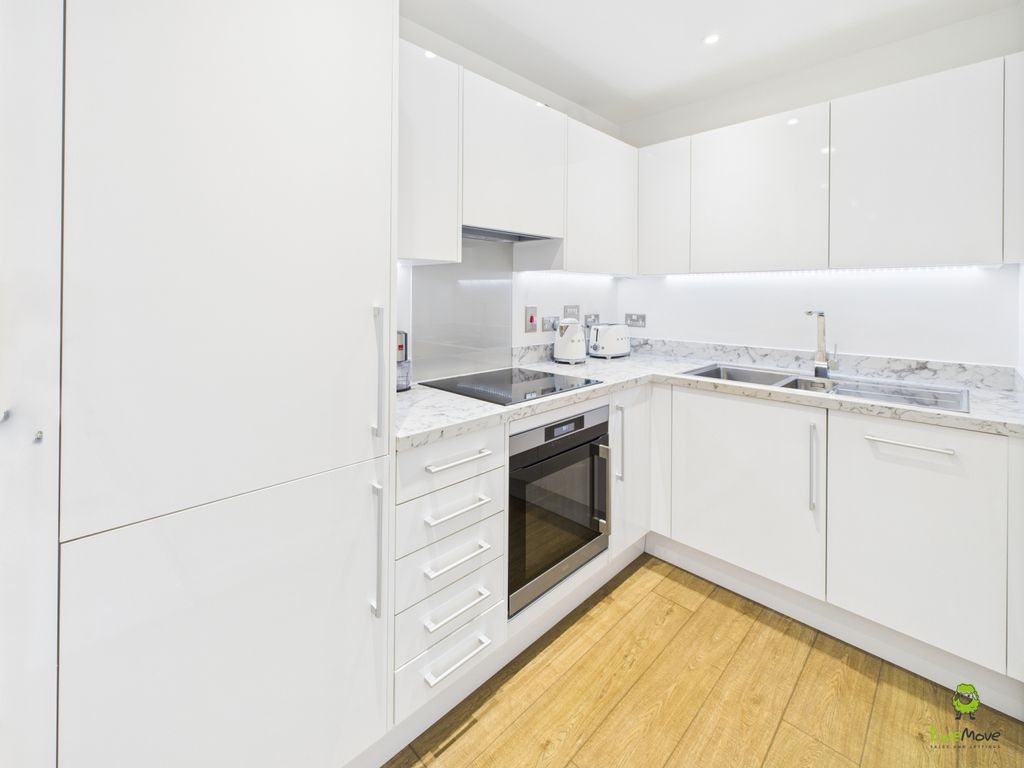 Property photo 2 of 7 Kitchen James Hillier Ewemove Bexley And Dartford