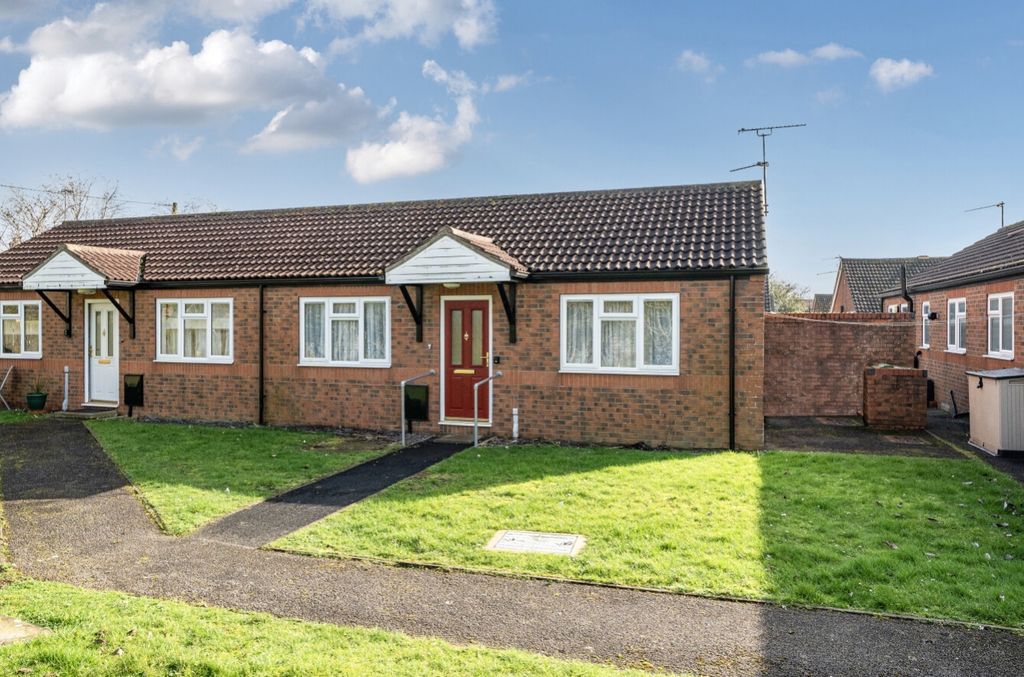 Property photo 1 of 13 1421306-1-699ee4Cdb4F67