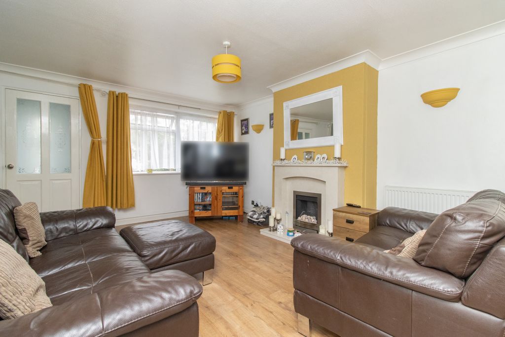 Property photo 2 of 13 Picture 2