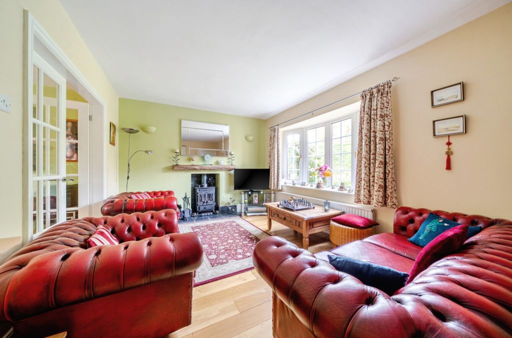 Property photo 2 of 23 1360987-1-68Db4Ffc2B238