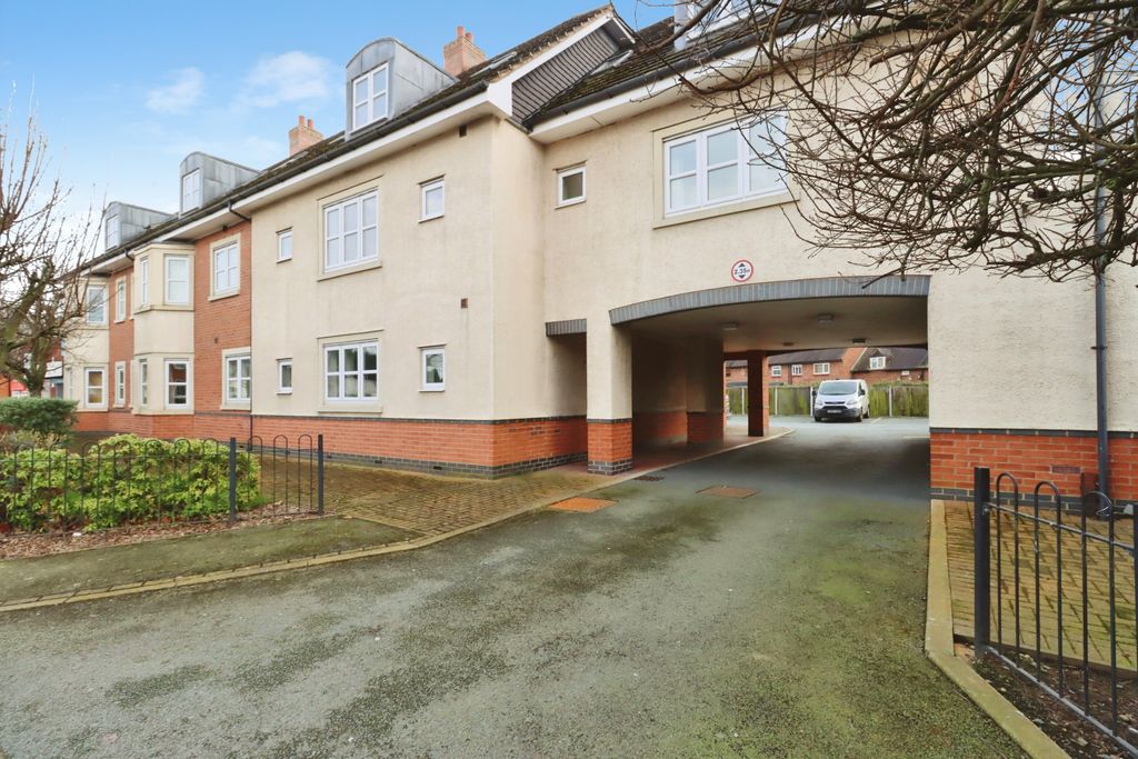 Property photo 2 of 15