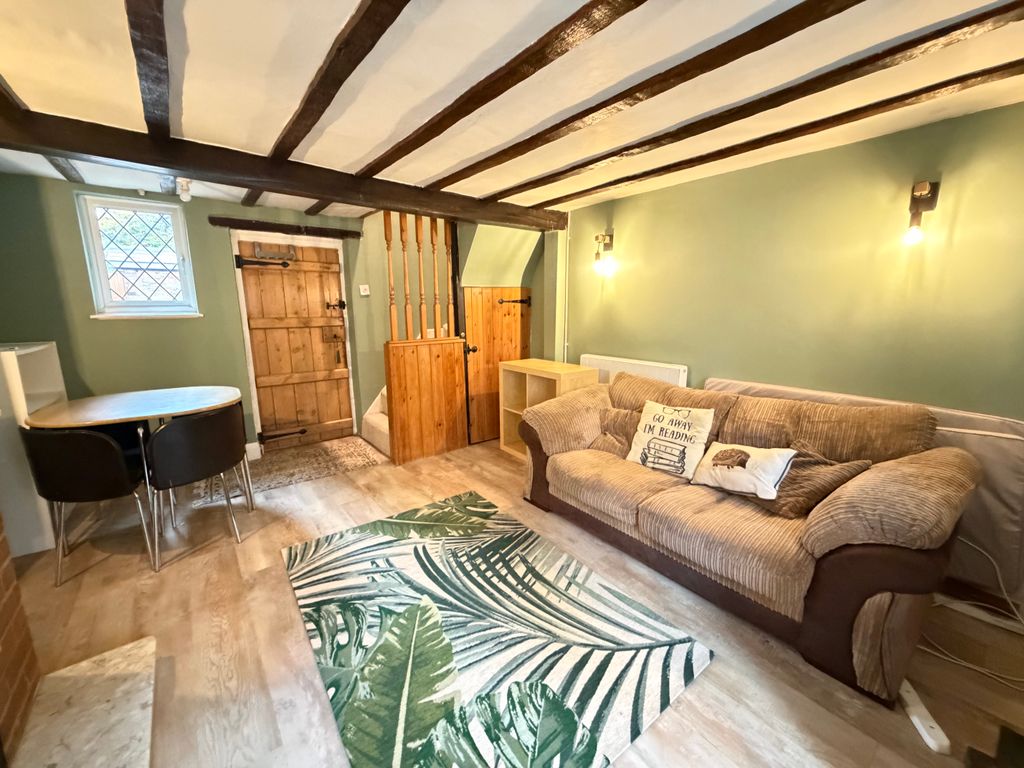 Property photo 2 of 11 Image