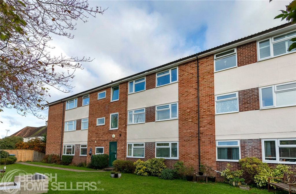 Property photo 1 of 11 Picture No. 17