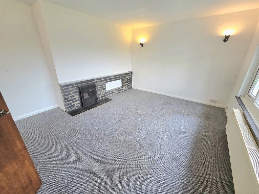 Property photo 3 of 8 Picture No. 04