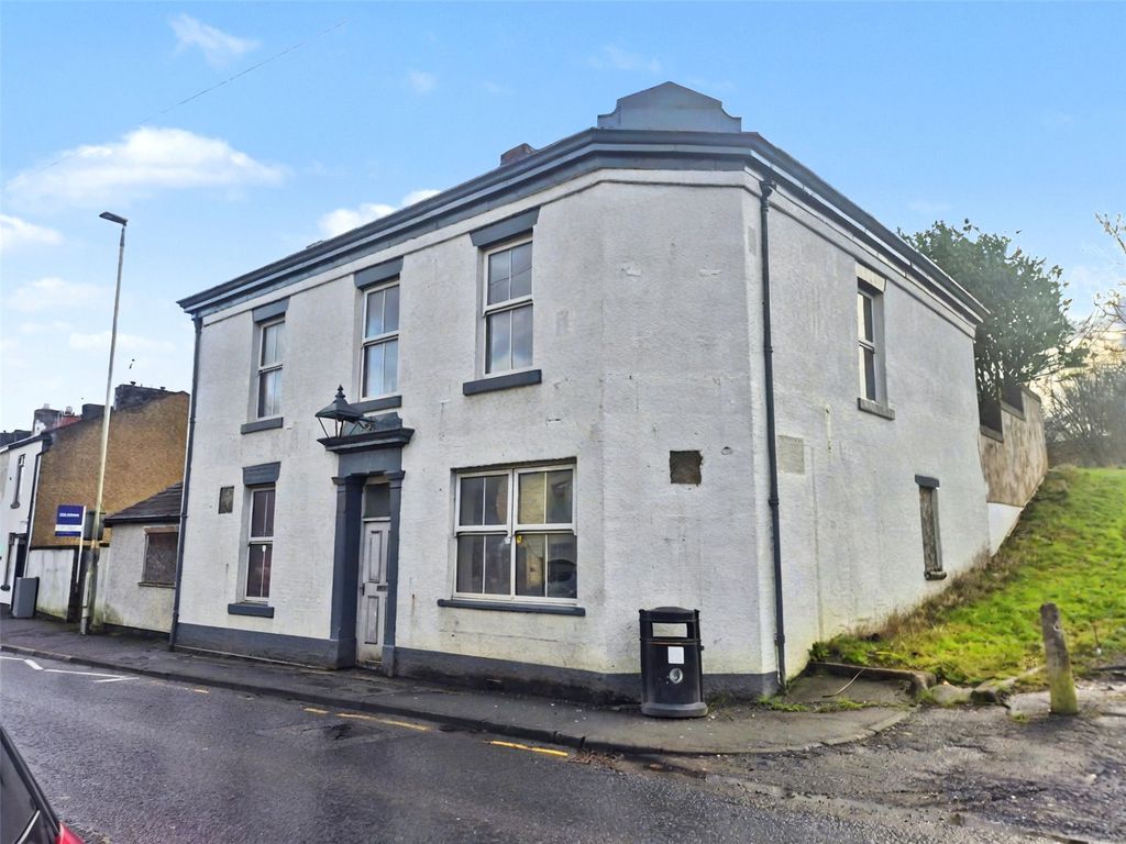 Property photo 2 of 20 Picture No. 48