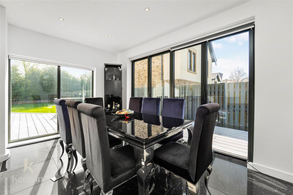 Property photo 2 of 78 4.Jpg