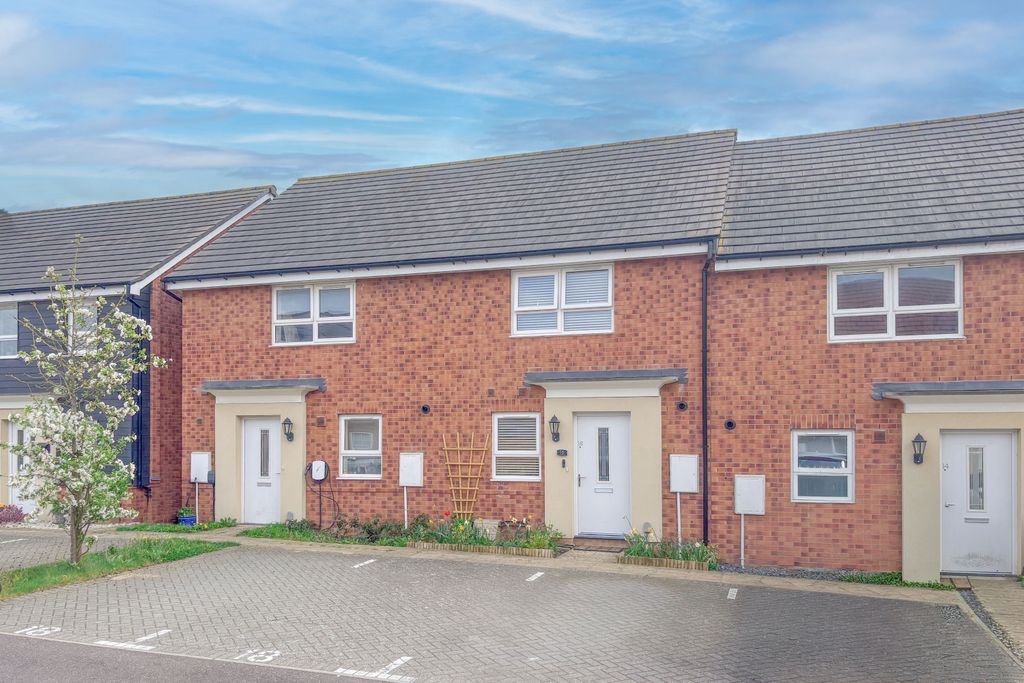 Property photo 1 of 11 Front Of House