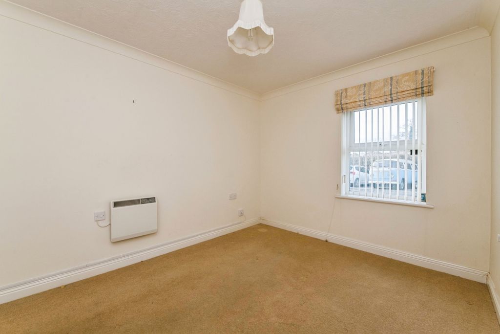 Property photo 3 of 13 Pbox-Img.Jpg