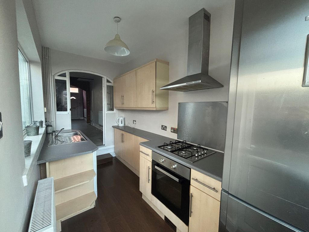 Property photo 2 of 11 Image