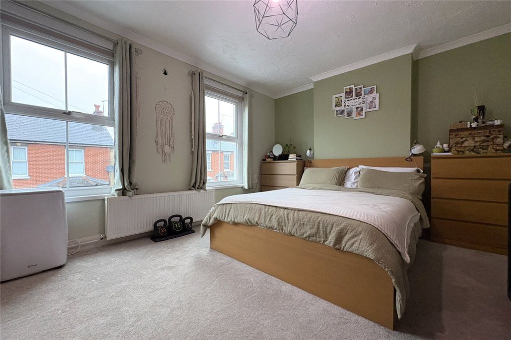 Property photo 2 of 14 Picture No. 08