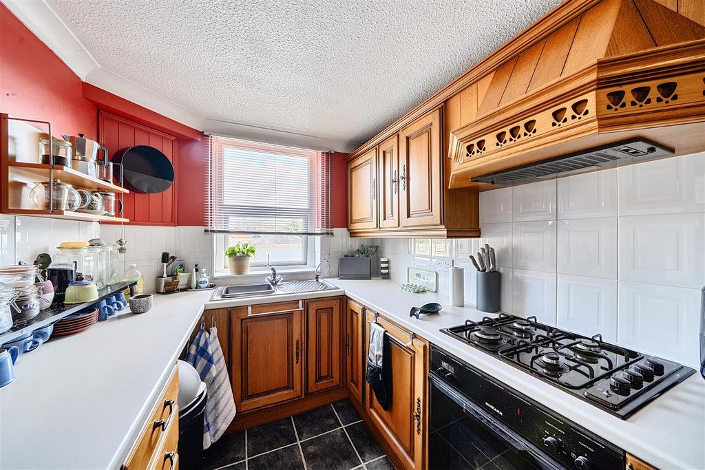Property photo 2 of 22 Kitchen