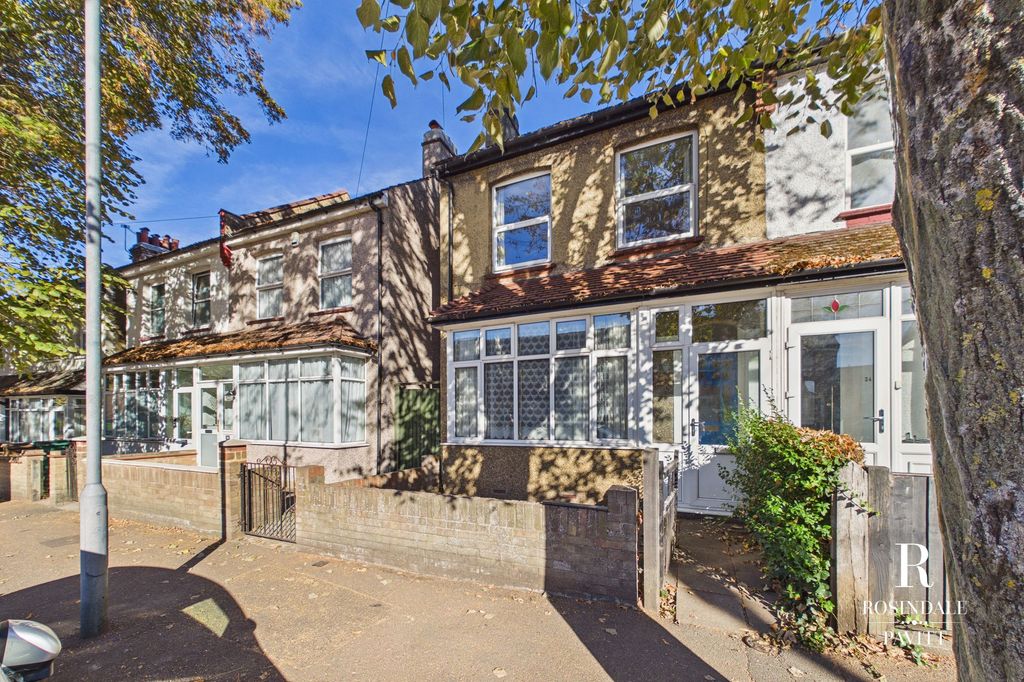 Property photo 1 of 22