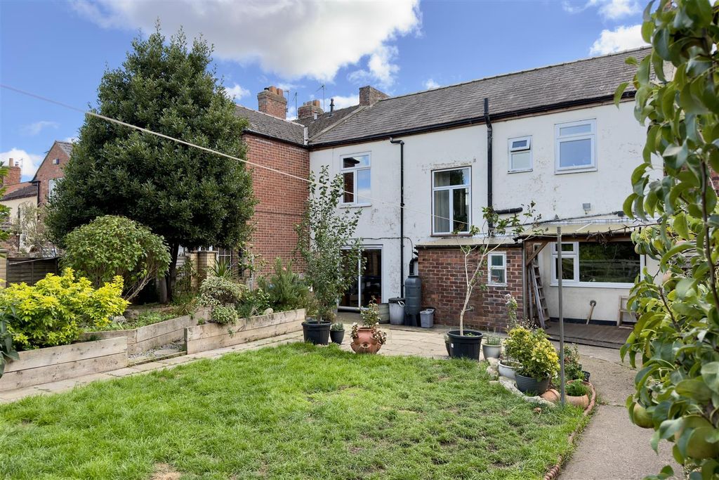 Property photo 1 of 23