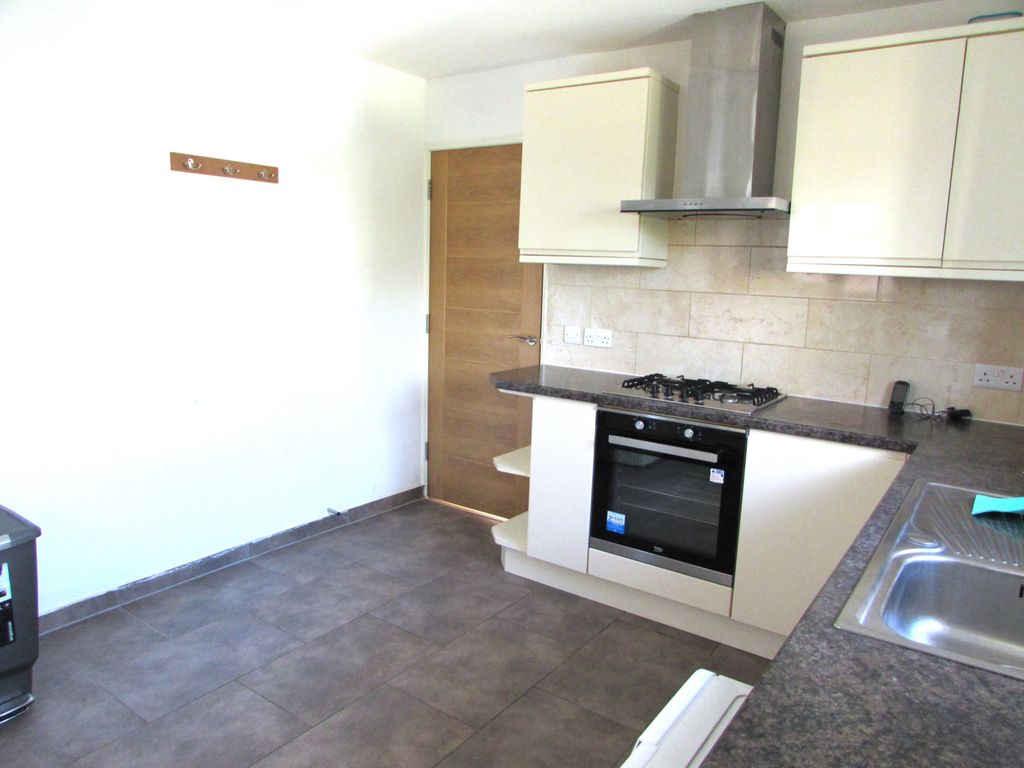 Property photo 3 of 9 Gallery