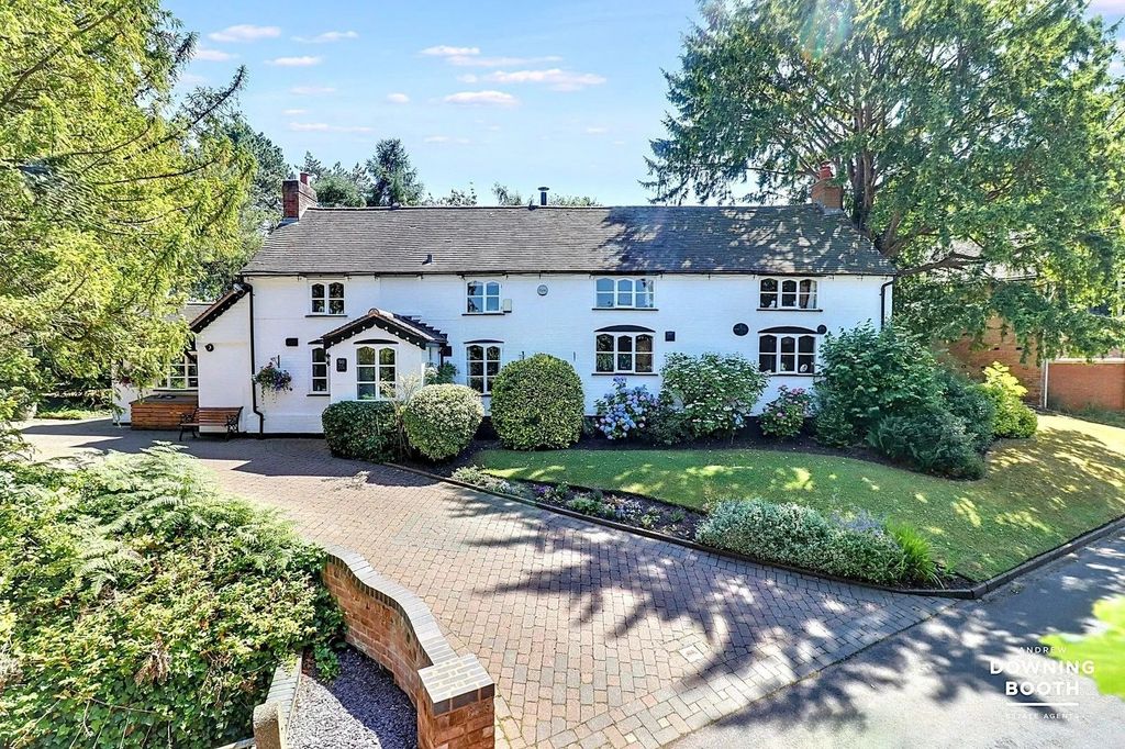 Property photo 1 of 44