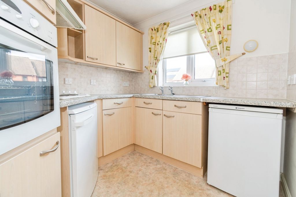 Property photo 3 of 13 Pbox-Img.Jpg