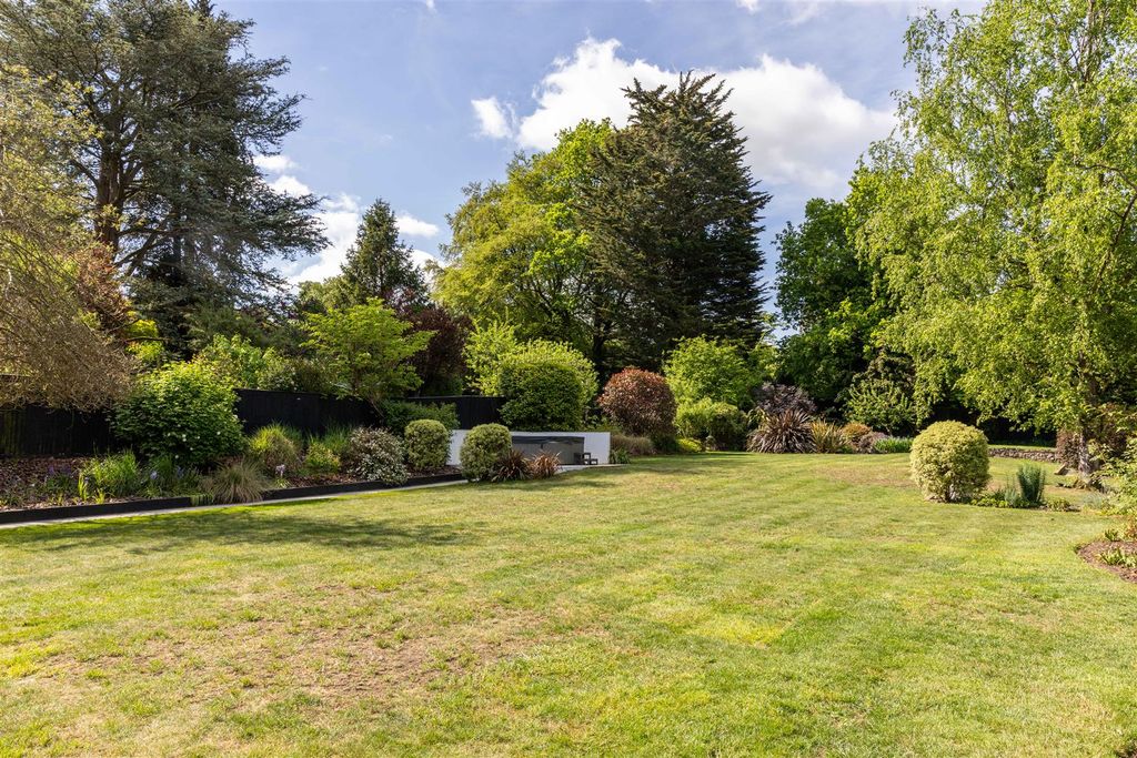 Additional image 11 of 5 bed detached house for saleRingley Park Avenue, Reigate RH2