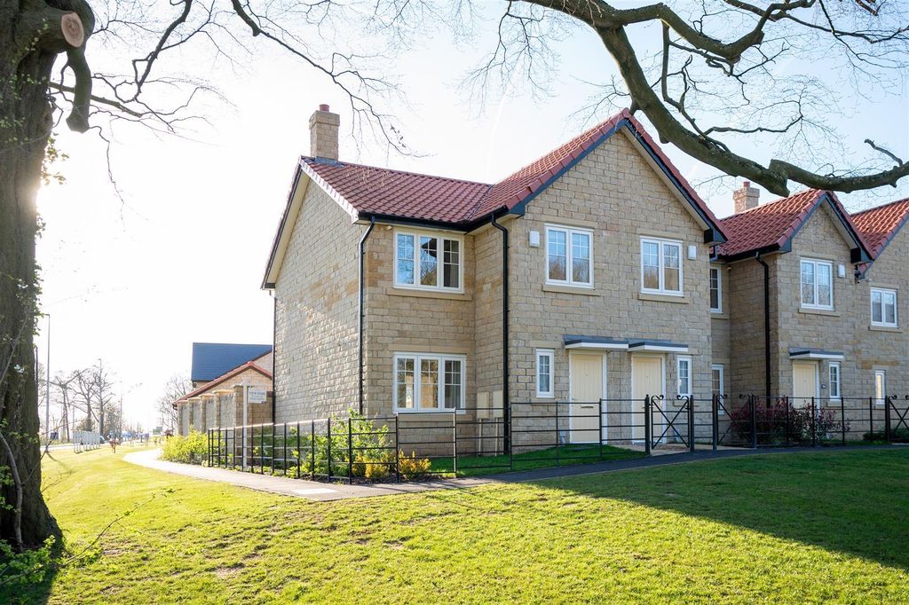 Property photo 1 of 12 Plot 28 1.Jpg