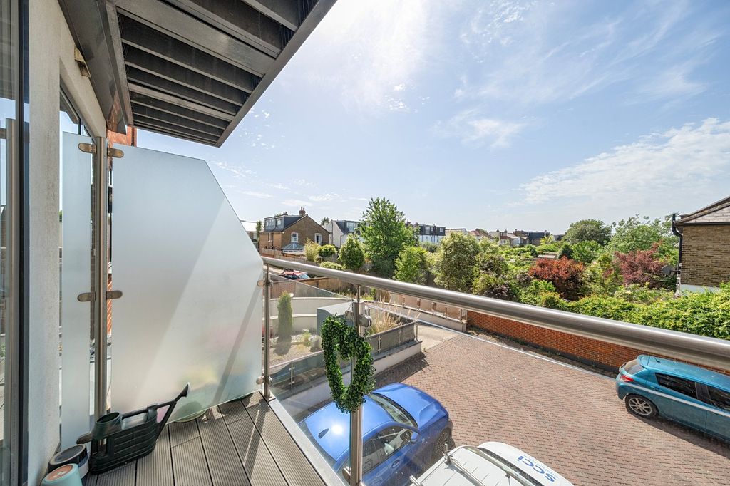 Property photo 3 of 12 Picture No. 19