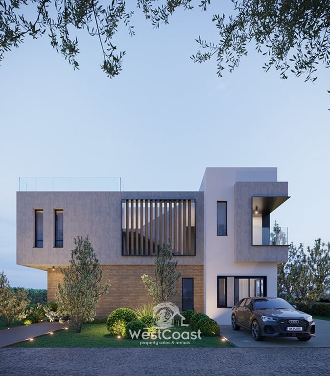 Property photo 1 of 8