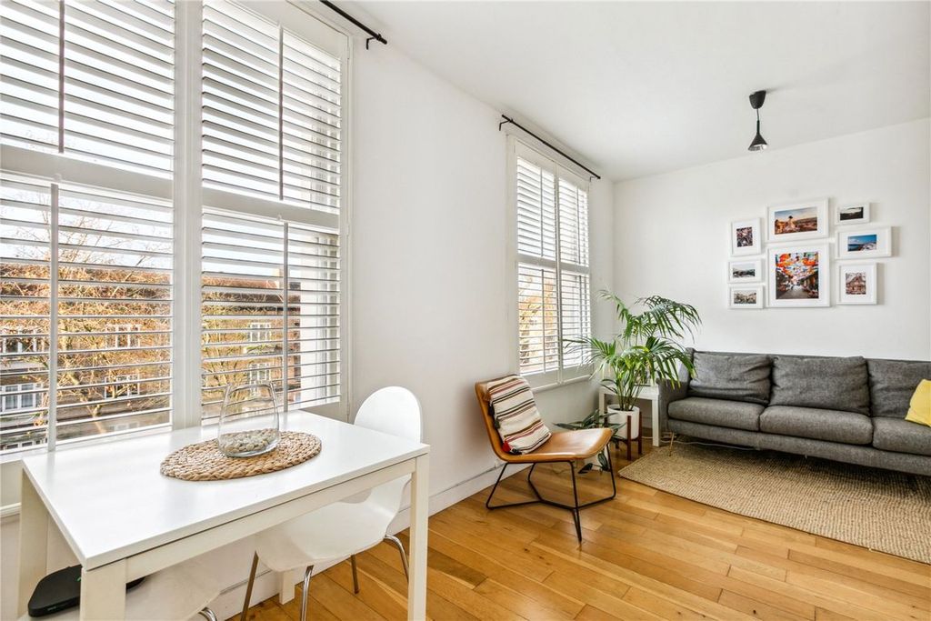 Property photo 1 of 5