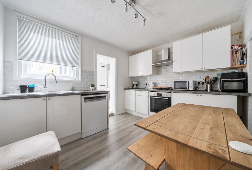 Property photo 3 of 12 1471257-20-6A43A2...