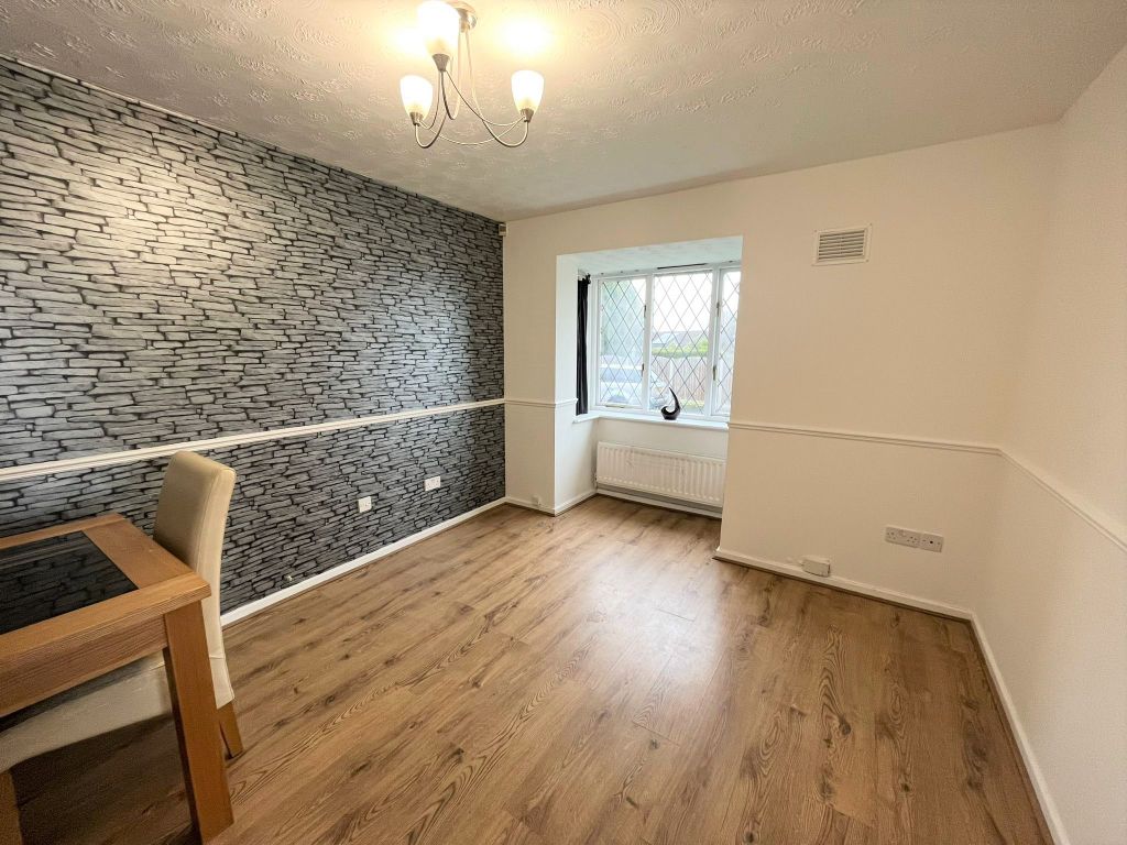 Property photo 3 of 9 Living Room