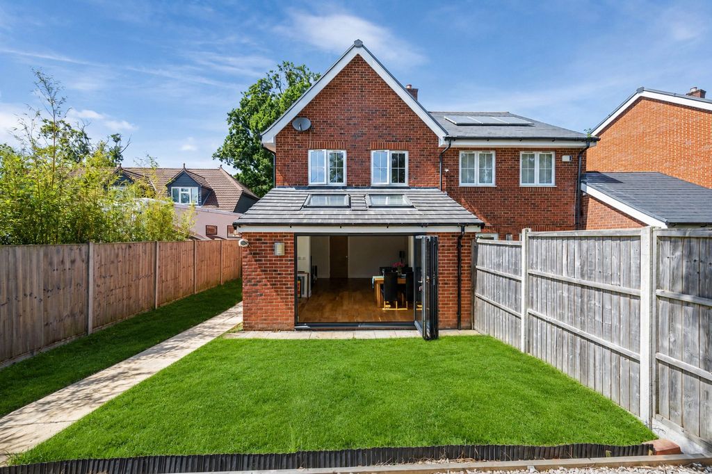Property photo 3 of 18
