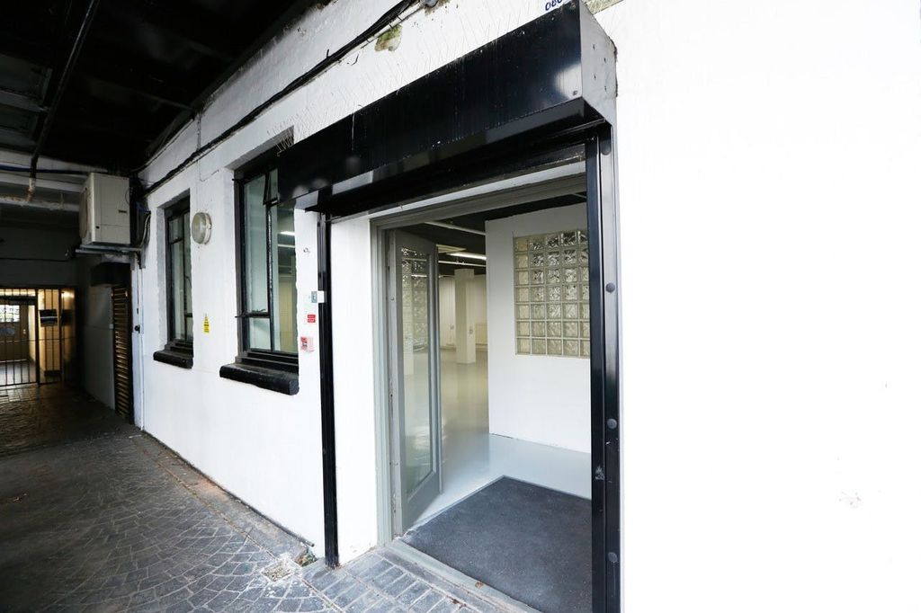 Property photo 3 of 6 Dadadada.Jpg